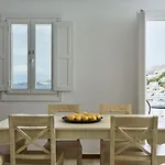 Boho Home Sea View By Monocle